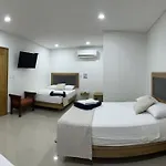 Hotel El Faro - Desayunos Incluidos - Manga, Cartagena
